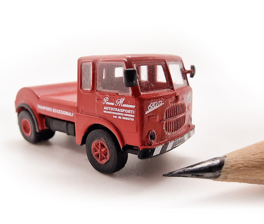 B.SIGN - Modello Fiat 682 scala 1:160 Maxrail